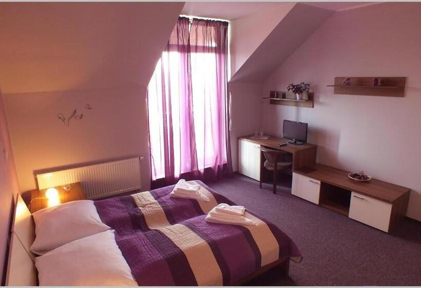 חדר סטנדרט, Golf Bitozeves