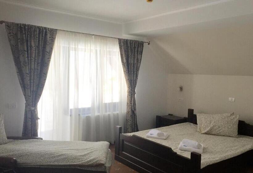 غرفة عائلية, Poarta Raiului