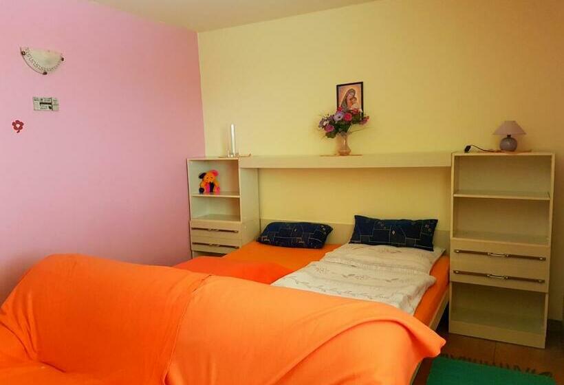 Апартаменты 1 Спальня с Террасой, Penzion Termál