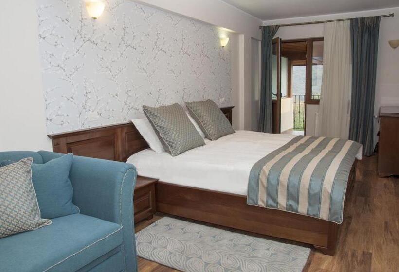 غرفة ديلوكس عائلية, Pensiunea Muntele Verde