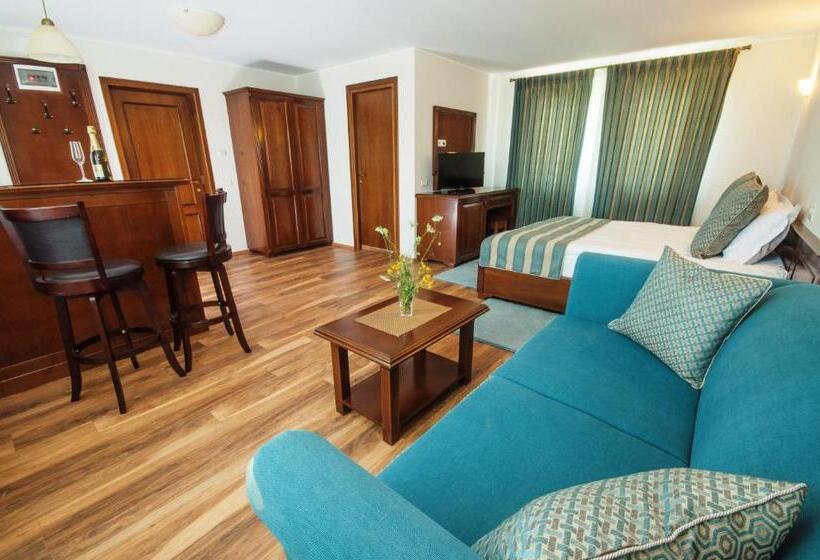 جناح غرفتين نوم, Pensiunea Muntele Verde