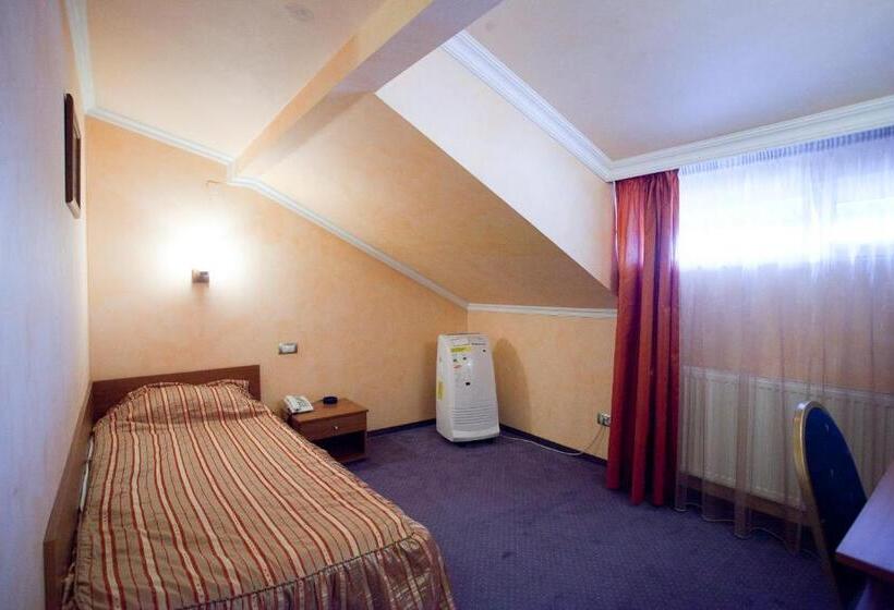 חדר סטנדרט יחיד, Pensiunea Romeo Tecuci