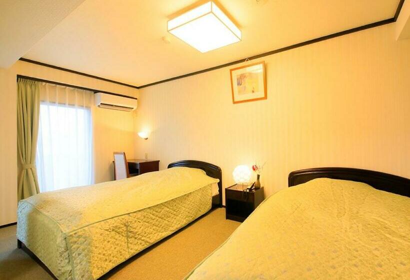 חדר משפתחתי סופריור, Yutorelo Yamaga