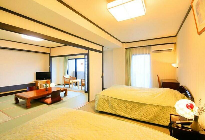 חדר משפתחתי סופריור, Yutorelo Yamaga