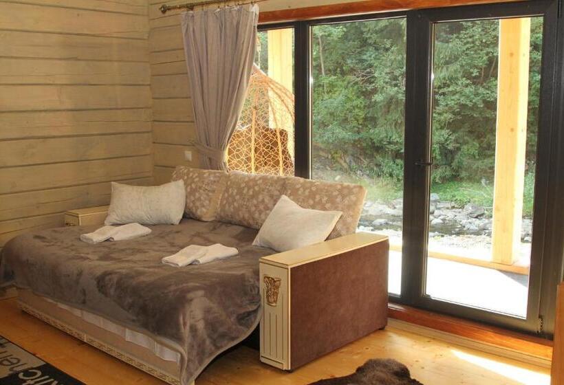 Шале 1 Спальня, Berloga Sinevir