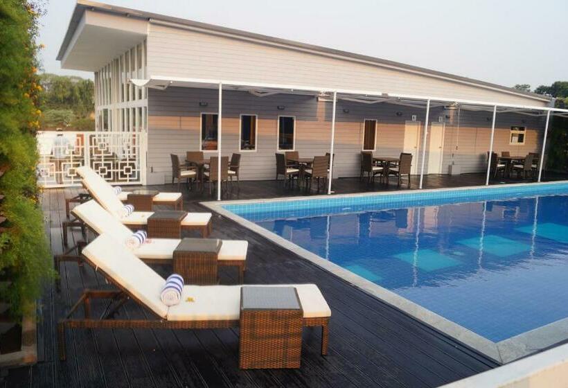 غرفة سوبيريور, Bigstay