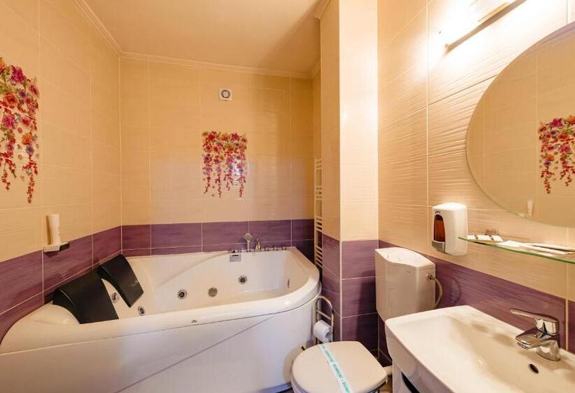 غرفة ديلوكس مزوَّدة بجاكوزي, Aries Vârtop