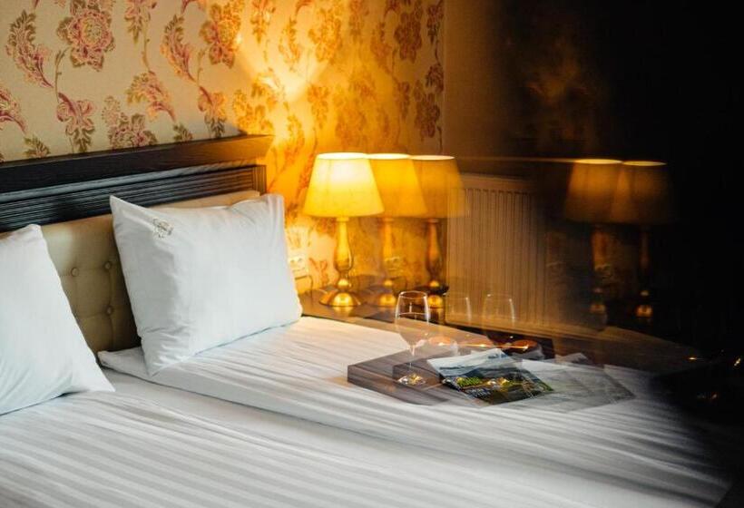 غرفة ديلوكس مزوَّدة بجاكوزي, Aries Vârtop