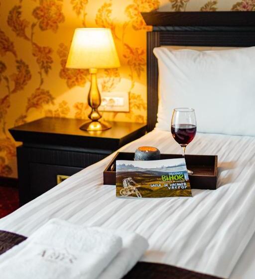 غرفة ديلوكس مزوَّدة بجاكوزي, Aries Vârtop