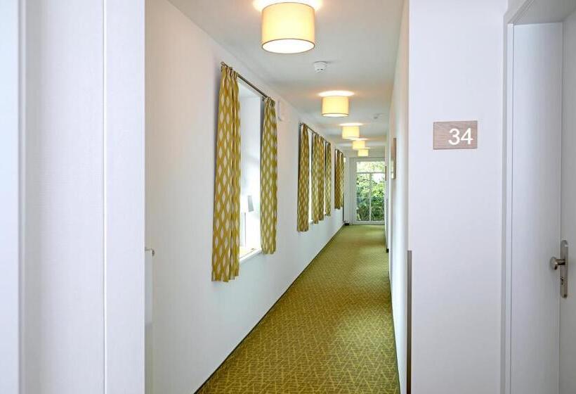 标准间, Haselauer Landhaus