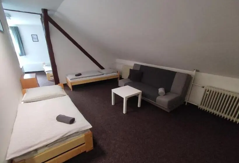 スイート, Pension U Johnů