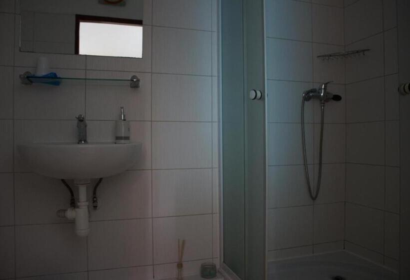 スタンダード5人部屋, Penzion Flipper