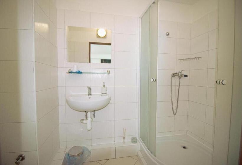 スタンダード5人部屋, Penzion Flipper