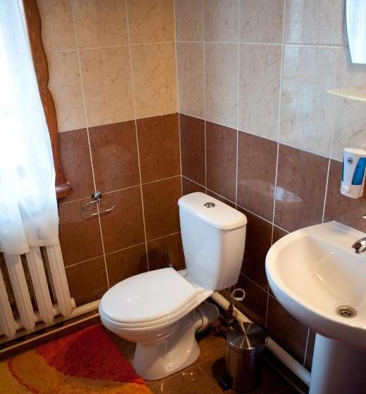 غرفة قياسية رباعية, Vesela Sadyba