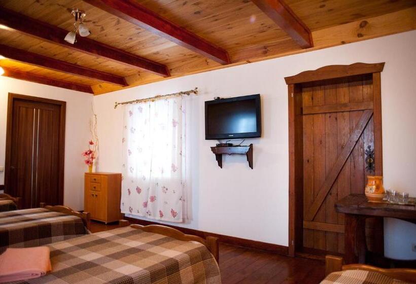 غرفة قياسية رباعية, Vesela Sadyba