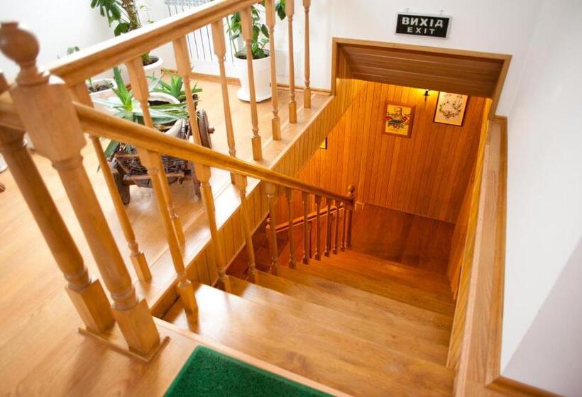 غرفة قياسية, Vesela Sadyba