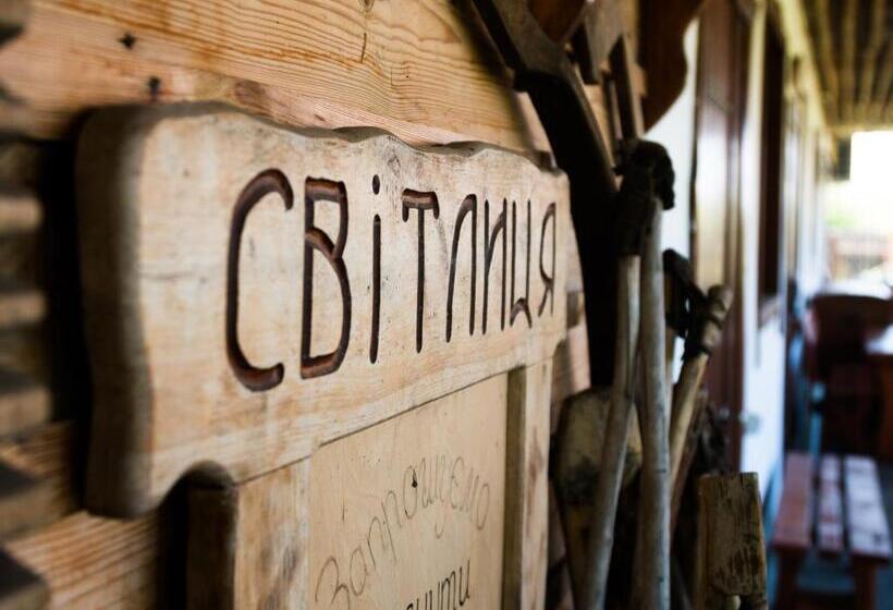 غرفة كلاسيكية رباعية, Vesela Sadyba