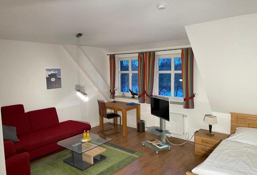 Апартаменты 1 Спальня Вид на Сад, Pension Hessbögel