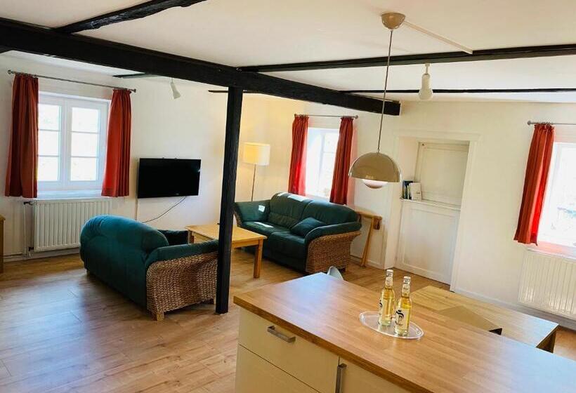 Студия Deluxe, Pension Hessbögel