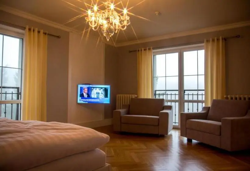 １ベッドルームのスーペリアアパートメント, Spa Hotel Garni Löwenstein