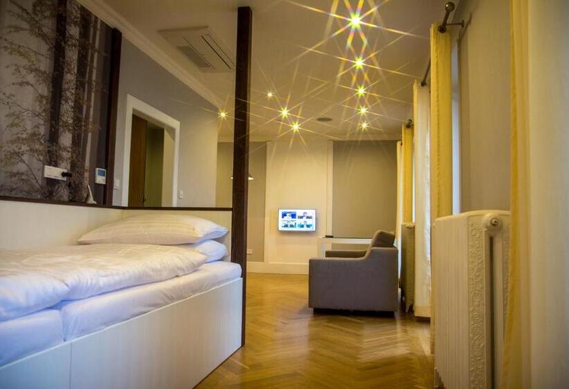Студия Стандарт, Spa Hotel Garni Löwenstein
