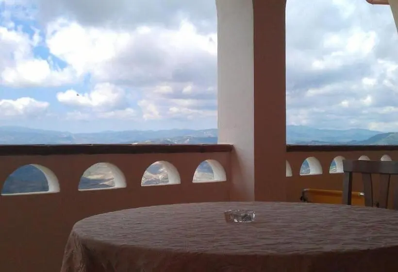 バルコニー付きデラックスルーム, B&b Castello Michelina