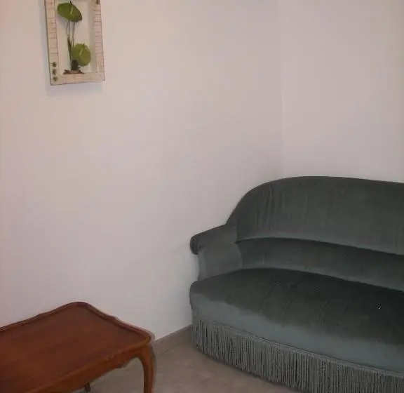 スタンダードルーム, Chambre D'hôtes Les Ormeaux