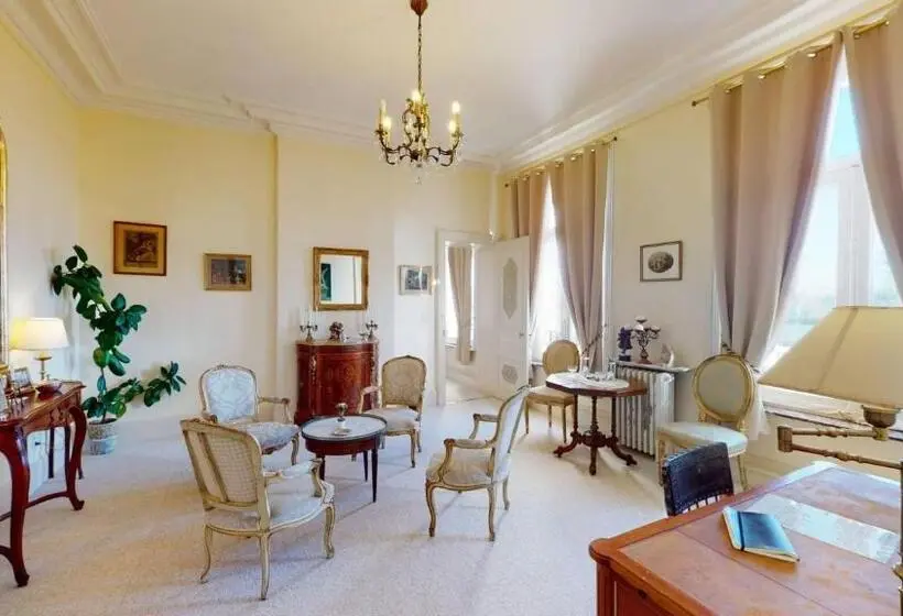 スイート, Château Le Castel Des Anges
