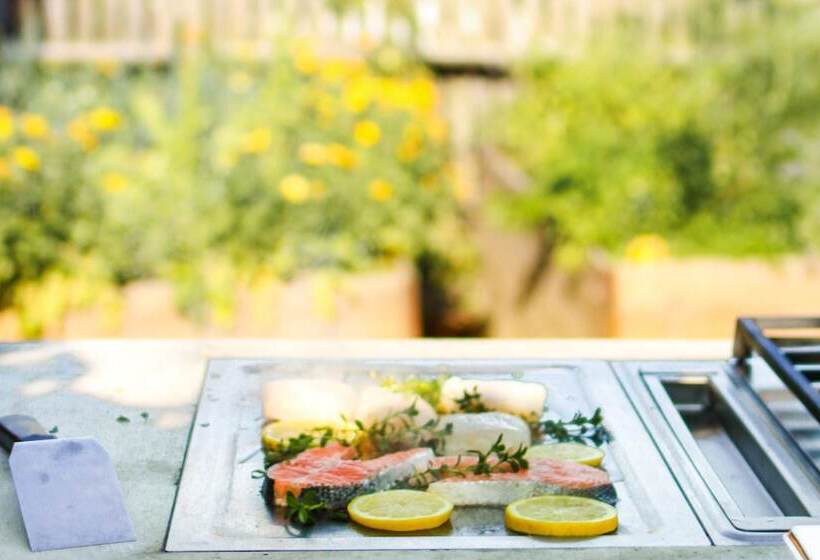 컴포트 룸, Haus Urban