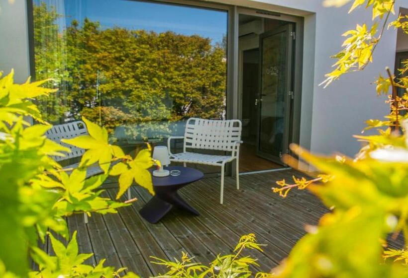 חדר סטנדרט מותאם לאדם עם מוגבלויות, Hôtel Restaurant L Aquarelle