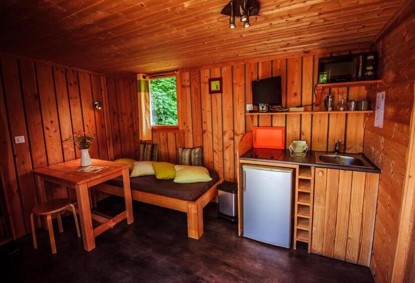 스탠다드 트리플 룸, Les Volca'lodges De Tournebise