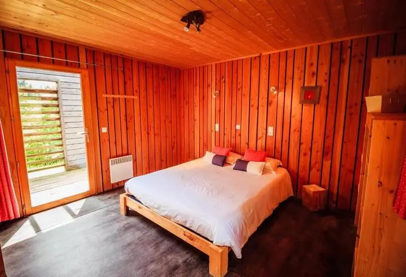 スタンダード4人部屋, Les Volca'lodges De Tournebise