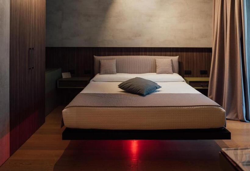 Люкс, Vytae Spa & Resort