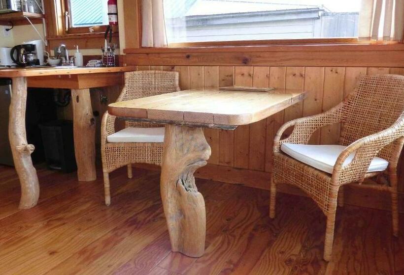 חדר דלוקס מיטת קווין, Seine Boat Inn