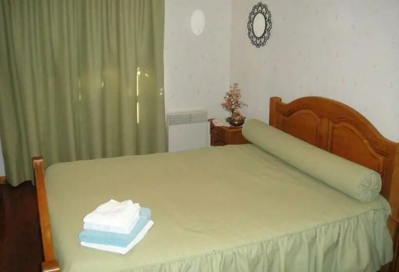 スタンダードルーム, Chambres D'hotes & Champagne Douard