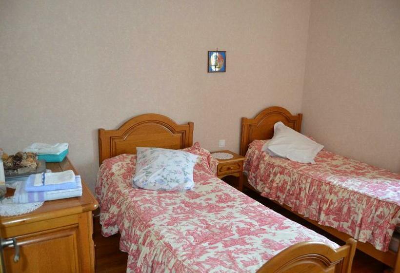 Четырехместный Номер Стандарт, Chambres D'hotes & Champagne Douard