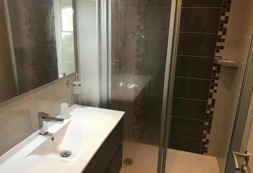 キングサイズベッドのスーペリアルーム, Chambres D'hotes & Champagne Douard