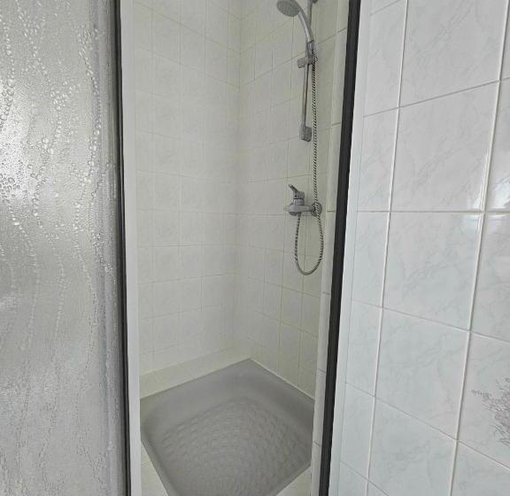 Номер Стандарт Трехместный, Chambres D'hotes Chez Renée
