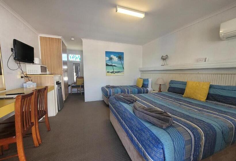 Номер Стандарт, Boyne Island Motel And Villas