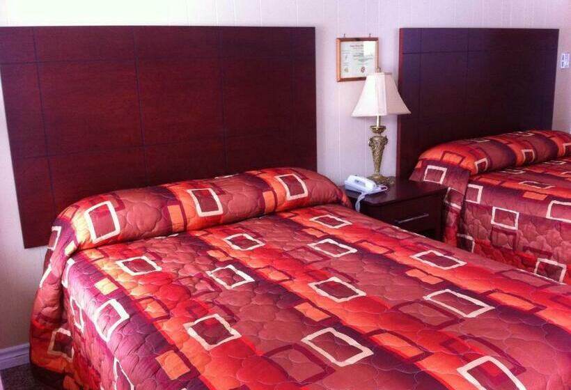 带2个双人床的标准工作室, Deep River Motel