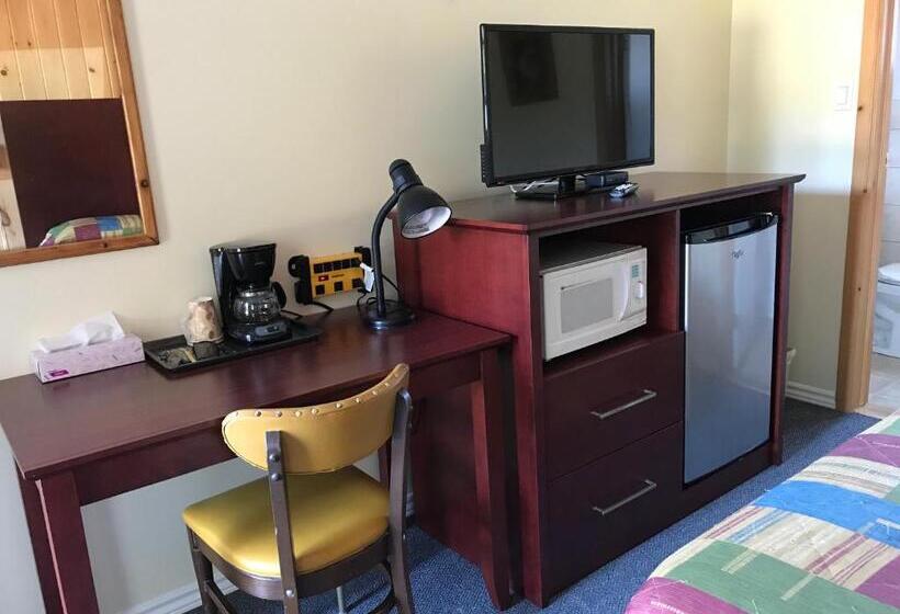 标准间, Deep River Motel