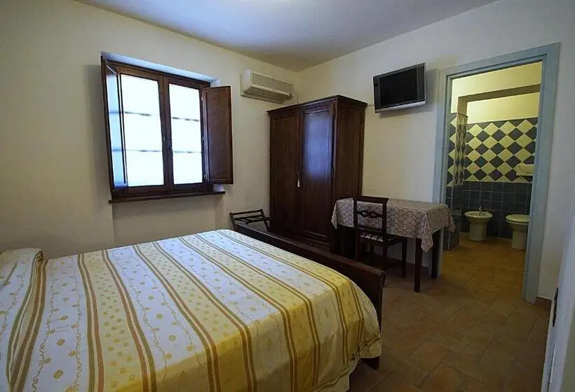 スタンダードルーム, Agriturismo La Valle Dei Fiori Di Bellucci Rosanna