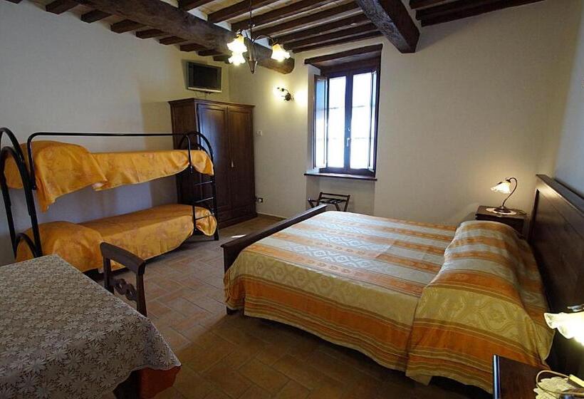 4인용 스탠다드 룸, Agriturismo La Valle Dei Fiori Di Bellucci Rosanna