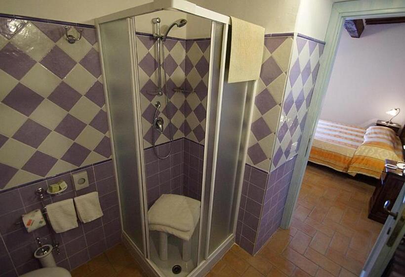 4인용 스탠다드 룸, Agriturismo La Valle Dei Fiori Di Bellucci Rosanna