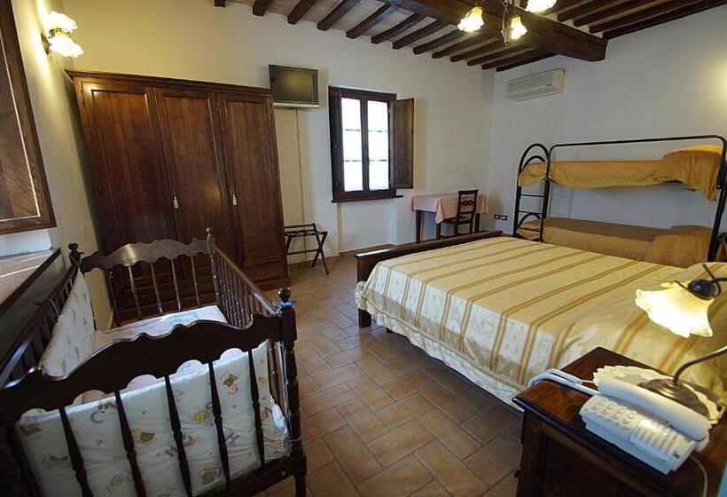 4인용 스탠다드 룸, Agriturismo La Valle Dei Fiori Di Bellucci Rosanna