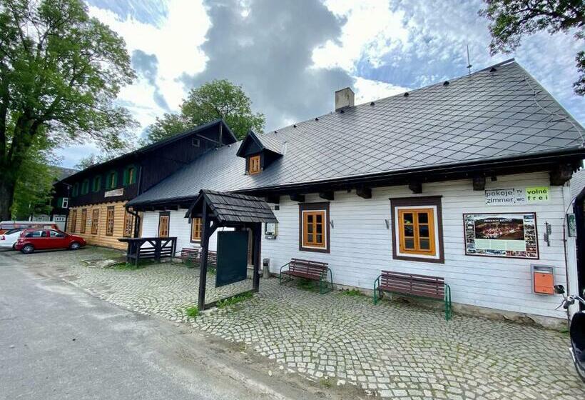 Standard Szoba, Penzion Rejviz