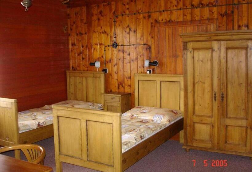 Családi Szoba, Penzion Rejviz