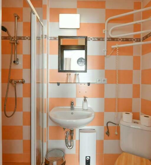 غرفة إقتصادية, Pivoňka