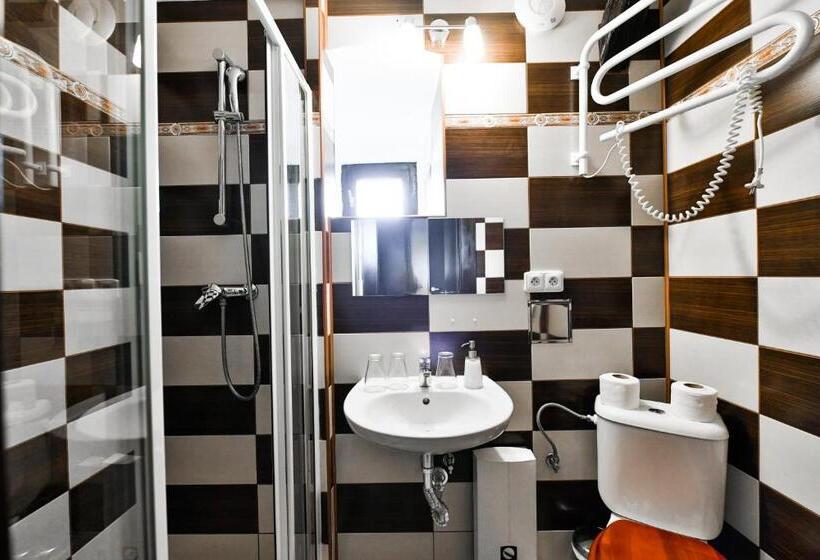 غرفة قياسية, Pivoňka