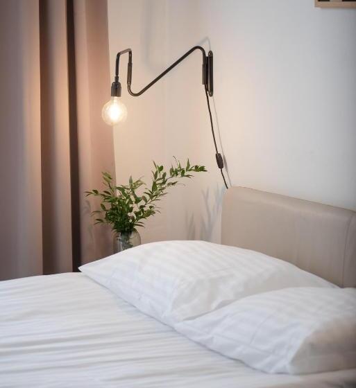 غرفة إقتصادية, Pivoňka